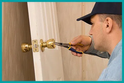 Top Locksmith Services St Petersburg, FL 727-264-5645 Top Locksmith Services St Petersburg, FL 727-264-5645 - 1-Locksmith